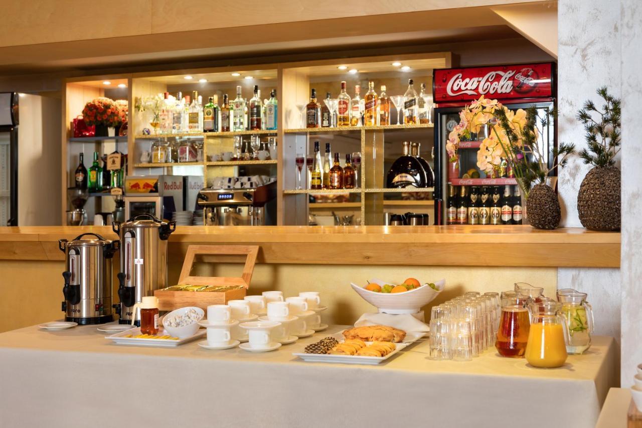 U11 Hotel & Spa Талин Екстериор снимка