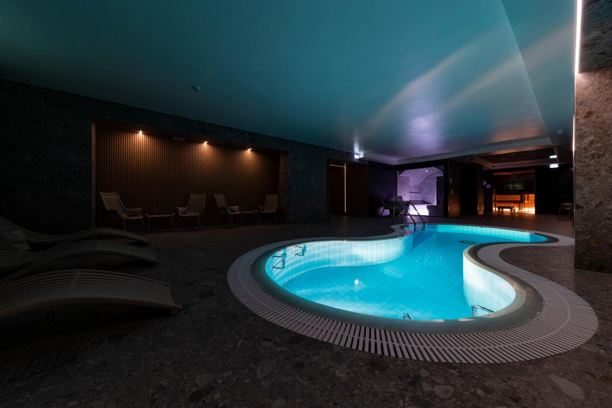 U11 Hotel & Spa Талин Екстериор снимка
