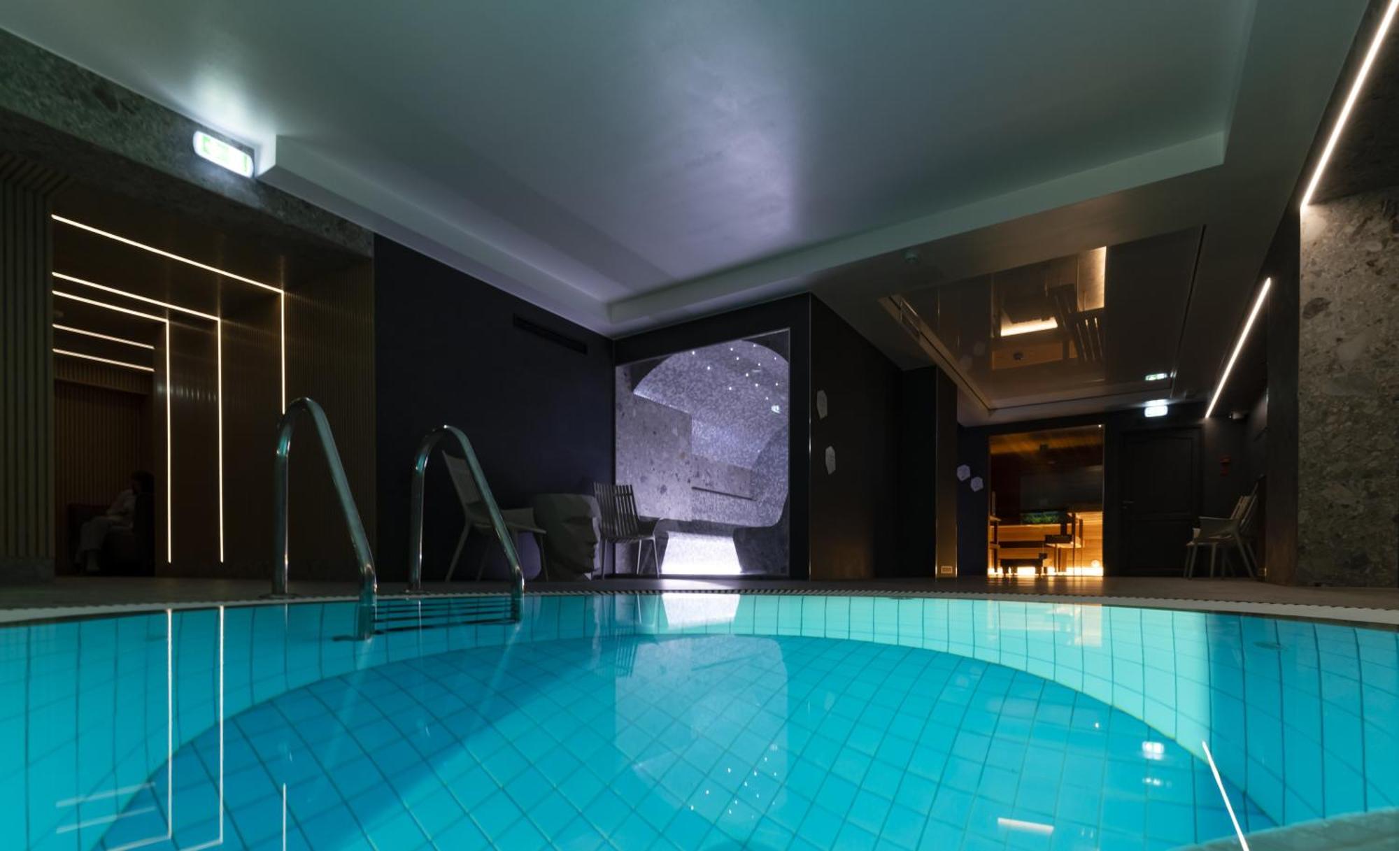 U11 Hotel & Spa Талин Екстериор снимка